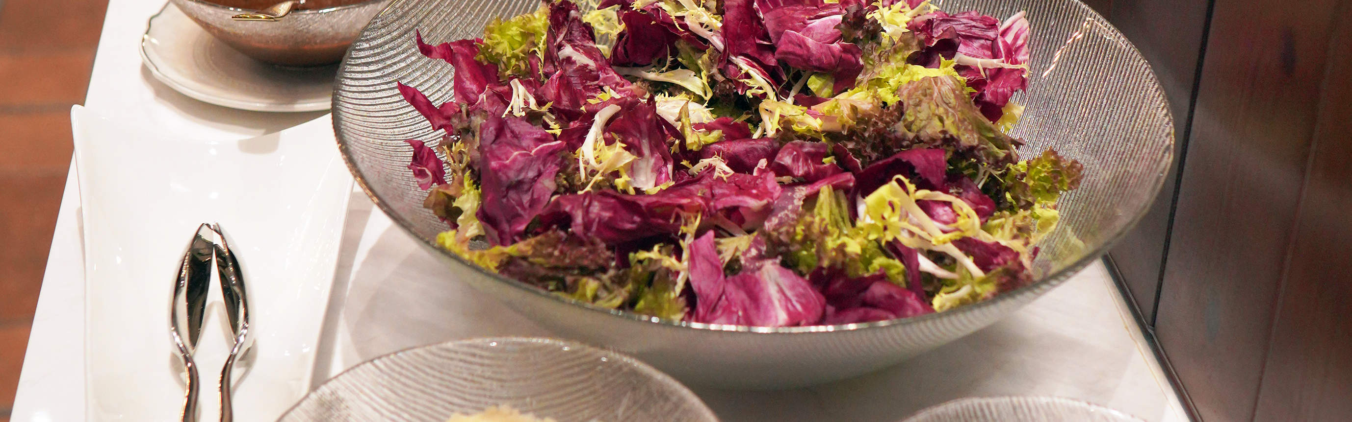 Giovanni Pina, bữa nửa buổi, bữa nửa buổi cuối tuần, tất cả những gì bạn có thể ăn